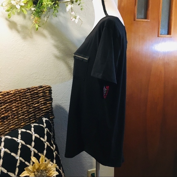 Splash Cutout back black t shirt - Picture 2 of 7